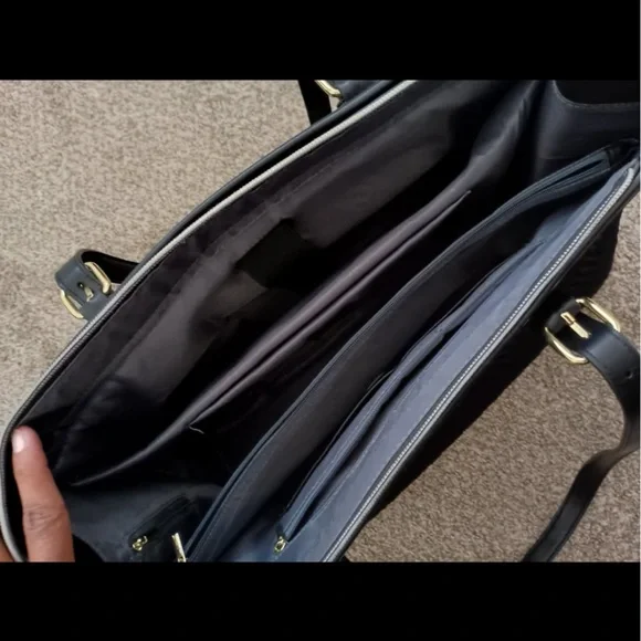 Quilted Black Tote Bag 15.6 inches - Picture 4 of 4